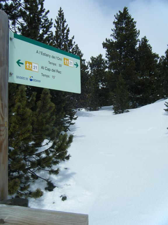 Auberge de jeunesse Refugi Cap Del Rec à Lles Extérieur photo